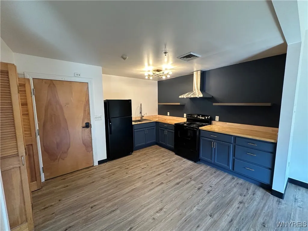1416 Main Street, Buffalo, New York 14209, Buffalo, New York 14209, 9 Bedrooms Bedrooms, ,Multi Family,For Sale,1416 Main Street, Buffalo, New York 14209,B1623188
