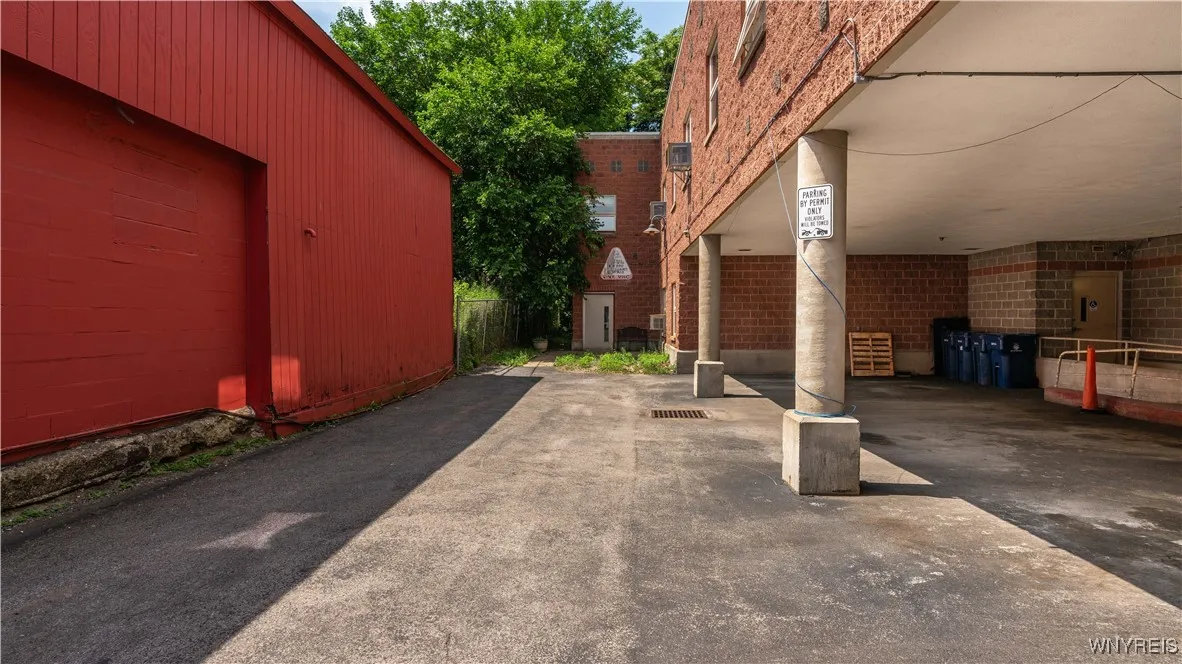 1416 Main Street, Buffalo, New York 14209, Buffalo, New York 14209, 9 Bedrooms Bedrooms, ,Multi Family,For Sale,1416 Main Street, Buffalo, New York 14209,B1623188