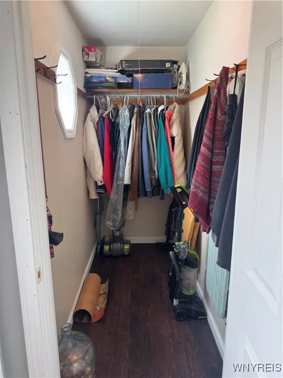 504 Downing Street, Buffalo, New York 14220, Buffalo, New York 14220, 3 Bedrooms Bedrooms, 5 Rooms Rooms,1 BathroomBathrooms,Residential,For Sale,504 Downing Street, Buffalo, New York 14220,B1623485