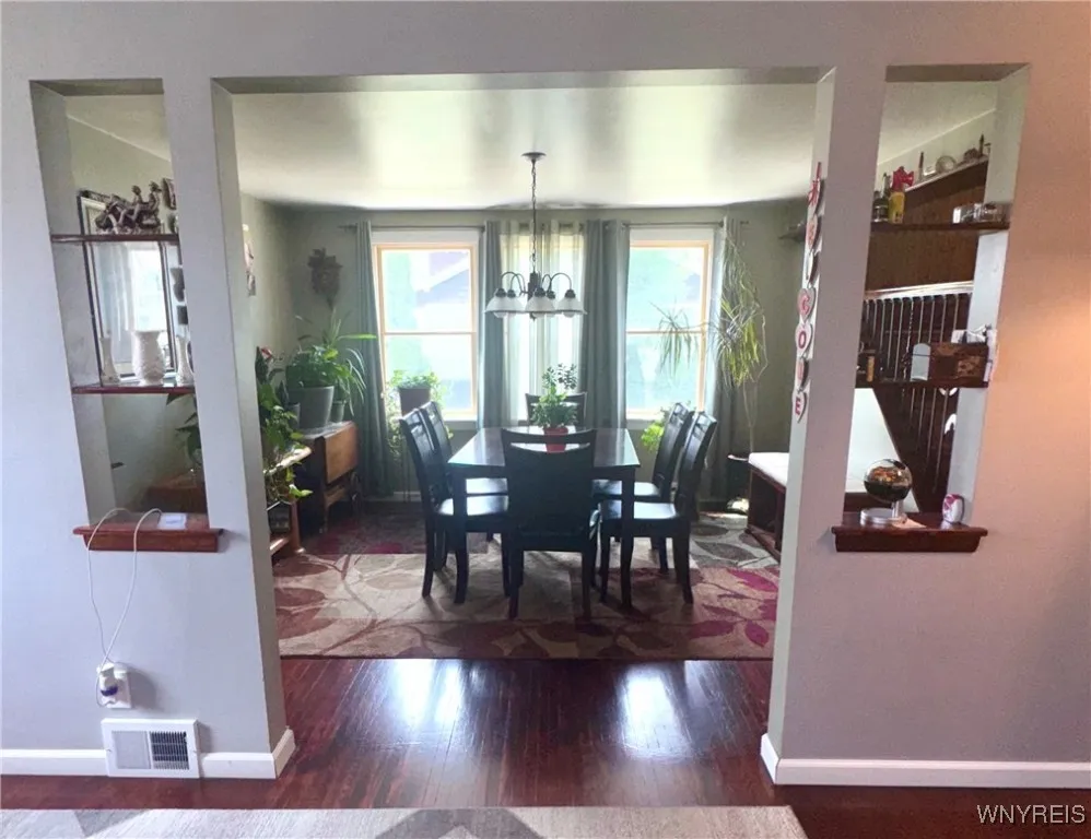 504 Downing Street, Buffalo, New York 14220, Buffalo, New York 14220, 3 Bedrooms Bedrooms, 5 Rooms Rooms,1 BathroomBathrooms,Residential,For Sale,504 Downing Street, Buffalo, New York 14220,B1623485