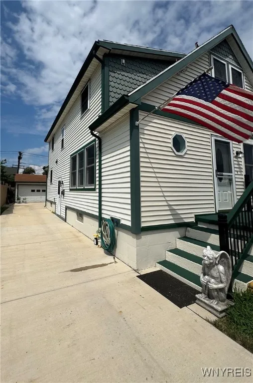 504 Downing Street, Buffalo, New York 14220, Buffalo, New York 14220, 3 Bedrooms Bedrooms, 5 Rooms Rooms,1 BathroomBathrooms,Residential,For Sale,504 Downing Street, Buffalo, New York 14220,B1623485