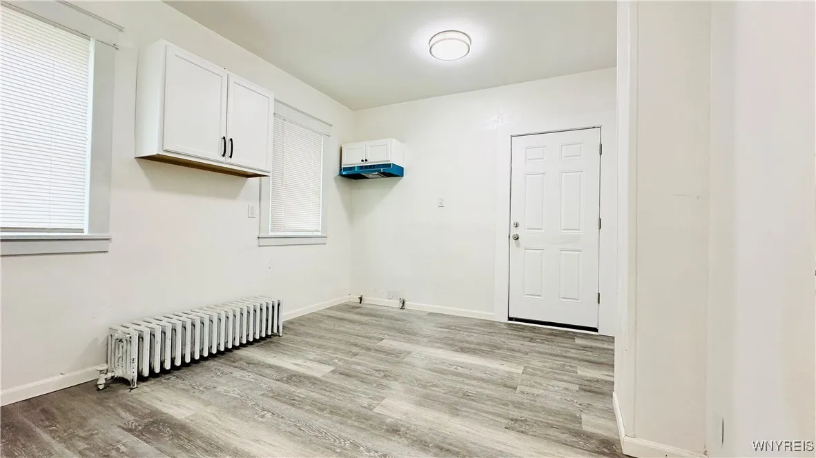 701 Cedar Avenue, Niagara Falls, New York 14301, Niagara Falls, New York 14301, 4 Bedrooms Bedrooms, 8 Rooms Rooms,1 BathroomBathrooms,Residential,For Sale,701 Cedar Avenue, Niagara Falls, New York 14301,0,B1618704