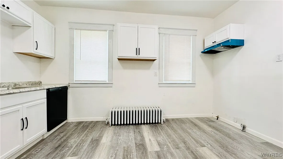 701 Cedar Avenue, Niagara Falls, New York 14301, Niagara Falls, New York 14301, 4 Bedrooms Bedrooms, 8 Rooms Rooms,1 BathroomBathrooms,Residential,For Sale,701 Cedar Avenue, Niagara Falls, New York 14301,0,B1618704