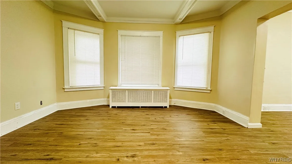 701 Cedar Avenue, Niagara Falls, New York 14301, Niagara Falls, New York 14301, 4 Bedrooms Bedrooms, 8 Rooms Rooms,1 BathroomBathrooms,Residential,For Sale,701 Cedar Avenue, Niagara Falls, New York 14301,0,B1618704