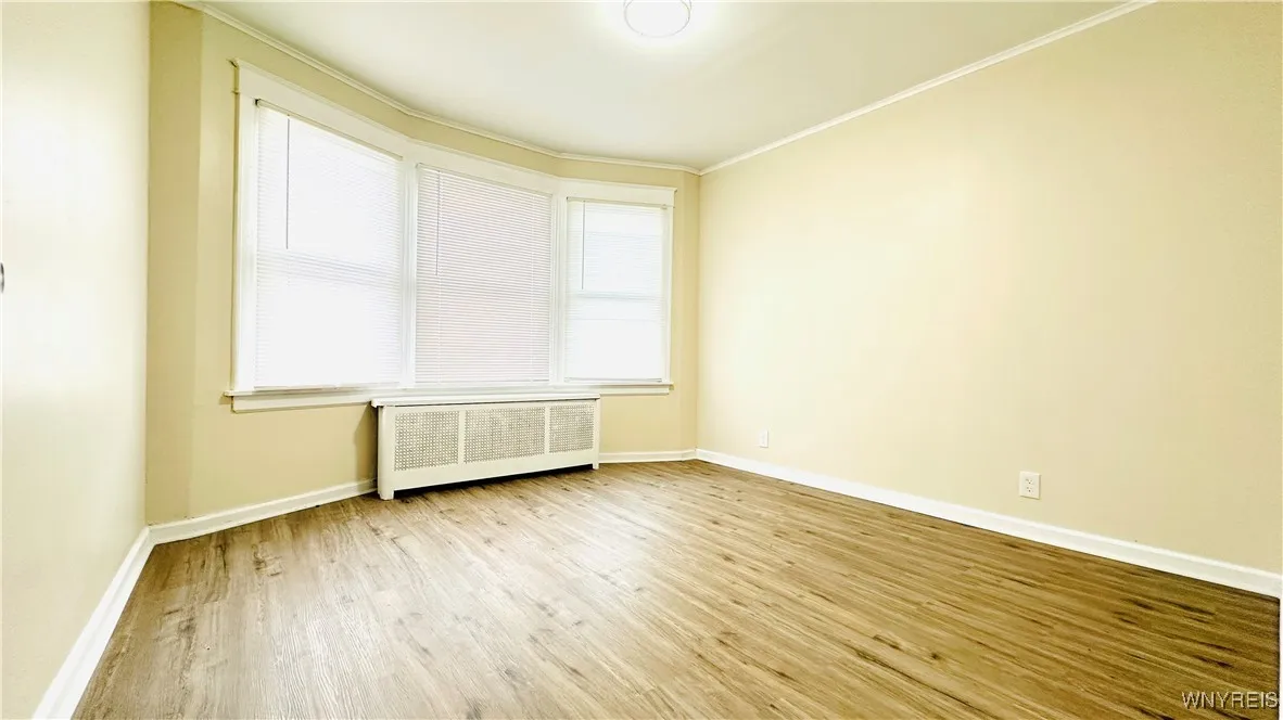 701 Cedar Avenue, Niagara Falls, New York 14301, Niagara Falls, New York 14301, 4 Bedrooms Bedrooms, 8 Rooms Rooms,1 BathroomBathrooms,Residential,For Sale,701 Cedar Avenue, Niagara Falls, New York 14301,0,B1618704