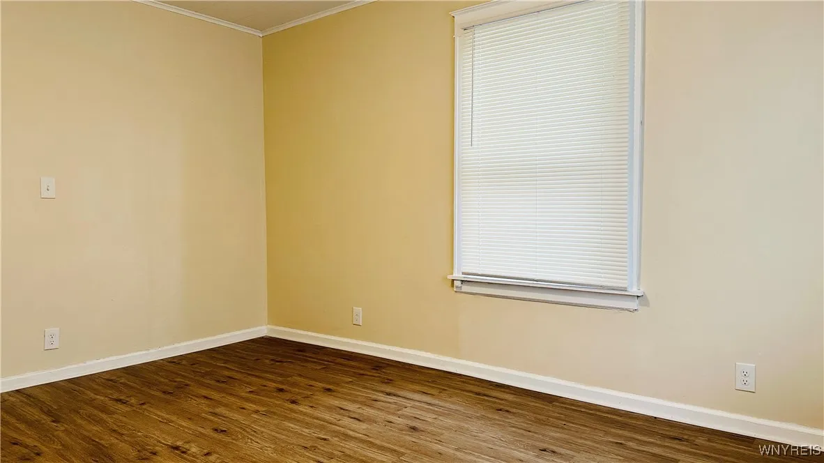 701 Cedar Avenue, Niagara Falls, New York 14301, Niagara Falls, New York 14301, 4 Bedrooms Bedrooms, 8 Rooms Rooms,1 BathroomBathrooms,Residential,For Sale,701 Cedar Avenue, Niagara Falls, New York 14301,0,B1618704