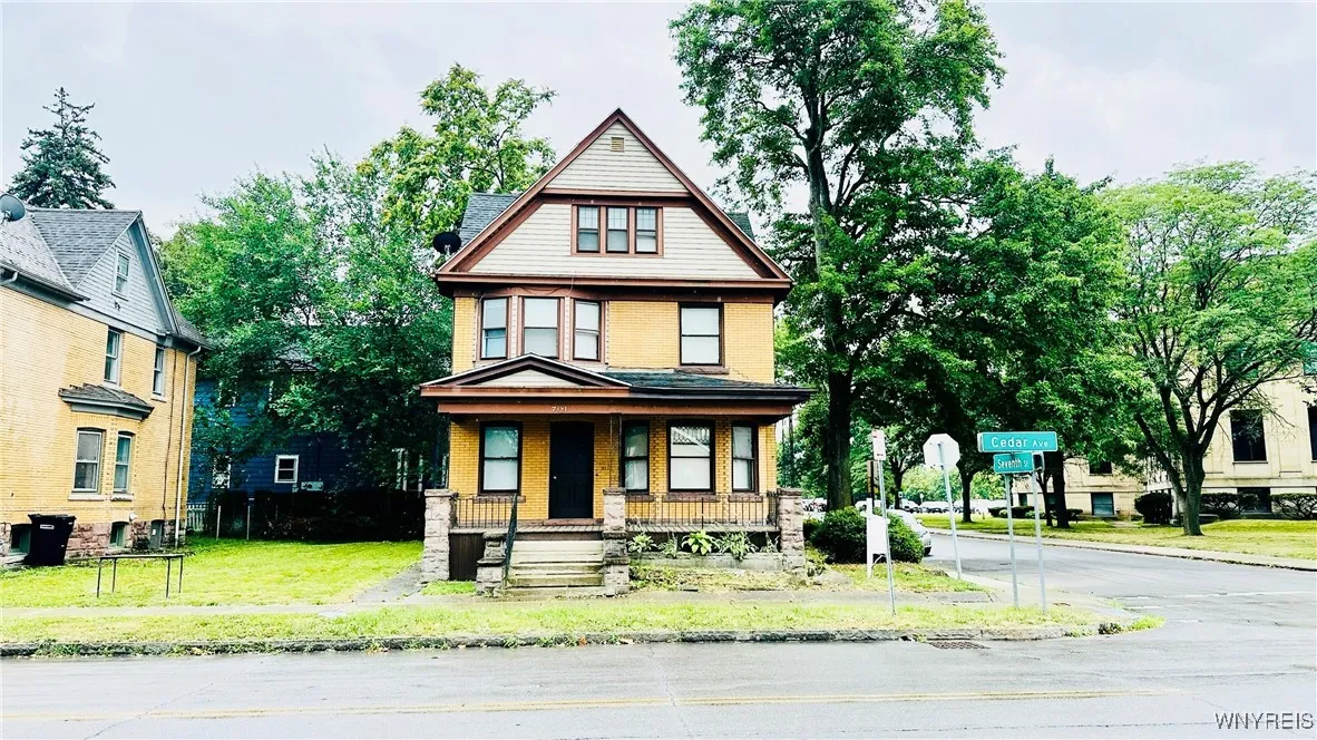 701 Cedar Avenue, Niagara Falls, New York 14301, Niagara Falls, New York 14301, 4 Bedrooms Bedrooms, 8 Rooms Rooms,1 BathroomBathrooms,Residential,For Sale,701 Cedar Avenue, Niagara Falls, New York 14301,0,B1618704