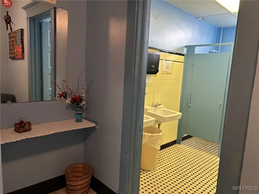 18 East Spring Street, Amherst, New York 14221, Amherst, New York 14221, ,Commercial Sale,For Sale,18 East Spring Street, Amherst, New York 14221,B1623540