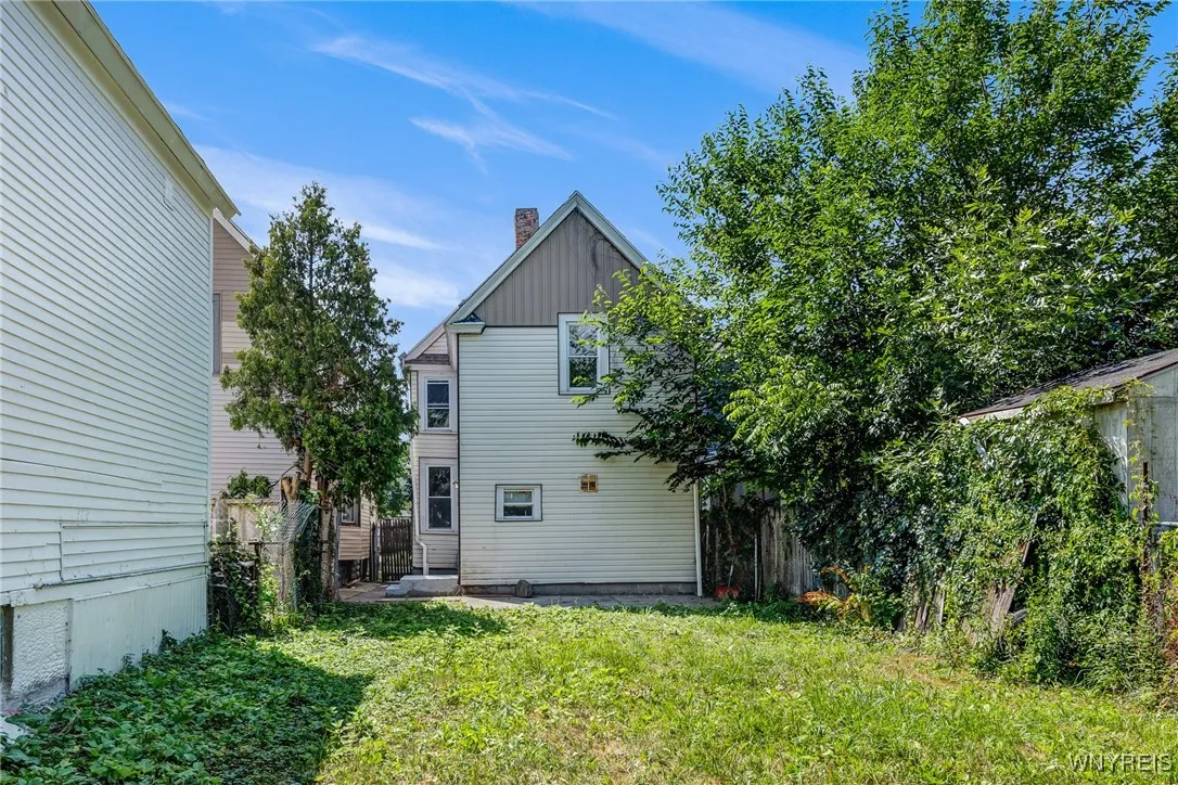 31 Sherwood Street, Buffalo, New York 14213, Buffalo, New York 14213, 4 Bedrooms Bedrooms, 7 Rooms Rooms,1 BathroomBathrooms,Residential,For Sale,31 Sherwood Street, Buffalo, New York 14213,B1623574