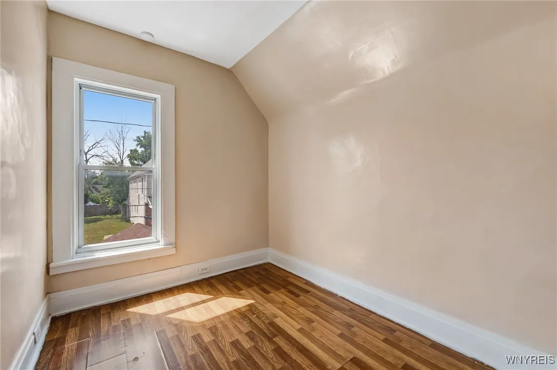 31 Sherwood Street, Buffalo, New York 14213, Buffalo, New York 14213, 4 Bedrooms Bedrooms, 7 Rooms Rooms,1 BathroomBathrooms,Residential,For Sale,31 Sherwood Street, Buffalo, New York 14213,B1623574