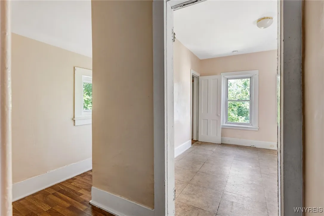 31 Sherwood Street, Buffalo, New York 14213, Buffalo, New York 14213, 4 Bedrooms Bedrooms, 7 Rooms Rooms,1 BathroomBathrooms,Residential,For Sale,31 Sherwood Street, Buffalo, New York 14213,B1623574