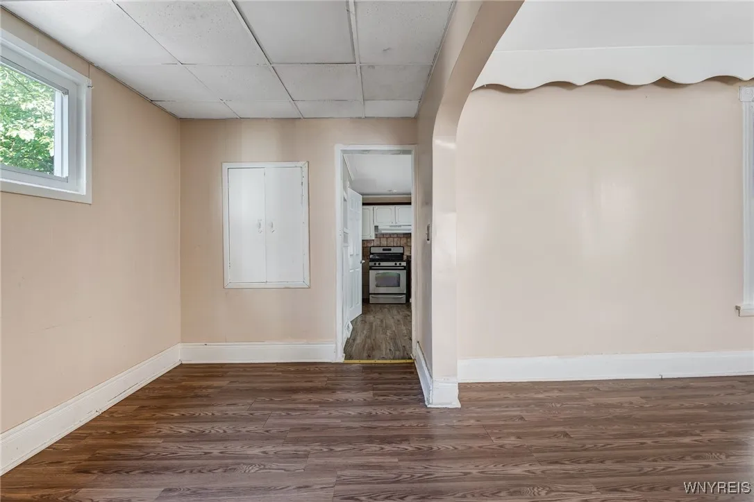 31 Sherwood Street, Buffalo, New York 14213, Buffalo, New York 14213, 4 Bedrooms Bedrooms, 7 Rooms Rooms,1 BathroomBathrooms,Residential,For Sale,31 Sherwood Street, Buffalo, New York 14213,B1623574