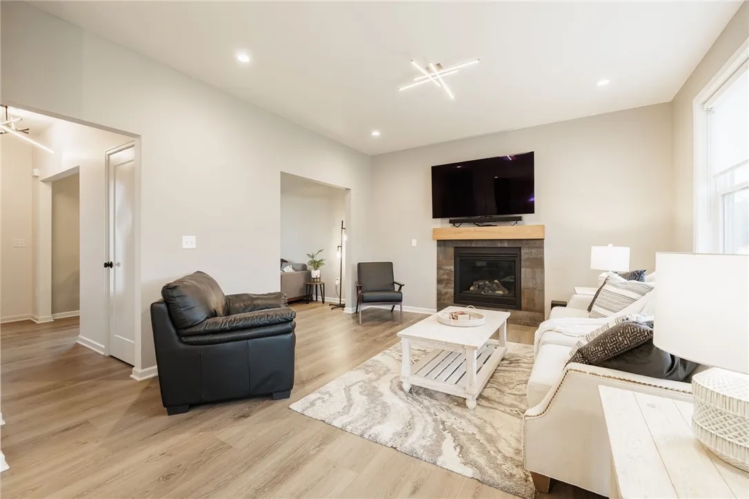 1511 Grand Meadows, Webster, New York 14580, Webster, New York 14580, 4 Bedrooms Bedrooms, 7 Rooms Rooms,2 BathroomsBathrooms,Residential,For Sale,1511 Grand Meadows, Webster, New York 14580,R1621835