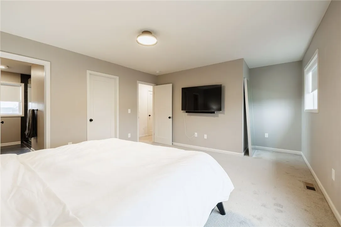 1511 Grand Meadows, Webster, New York 14580, Webster, New York 14580, 4 Bedrooms Bedrooms, 7 Rooms Rooms,2 BathroomsBathrooms,Residential,For Sale,1511 Grand Meadows, Webster, New York 14580,R1621835