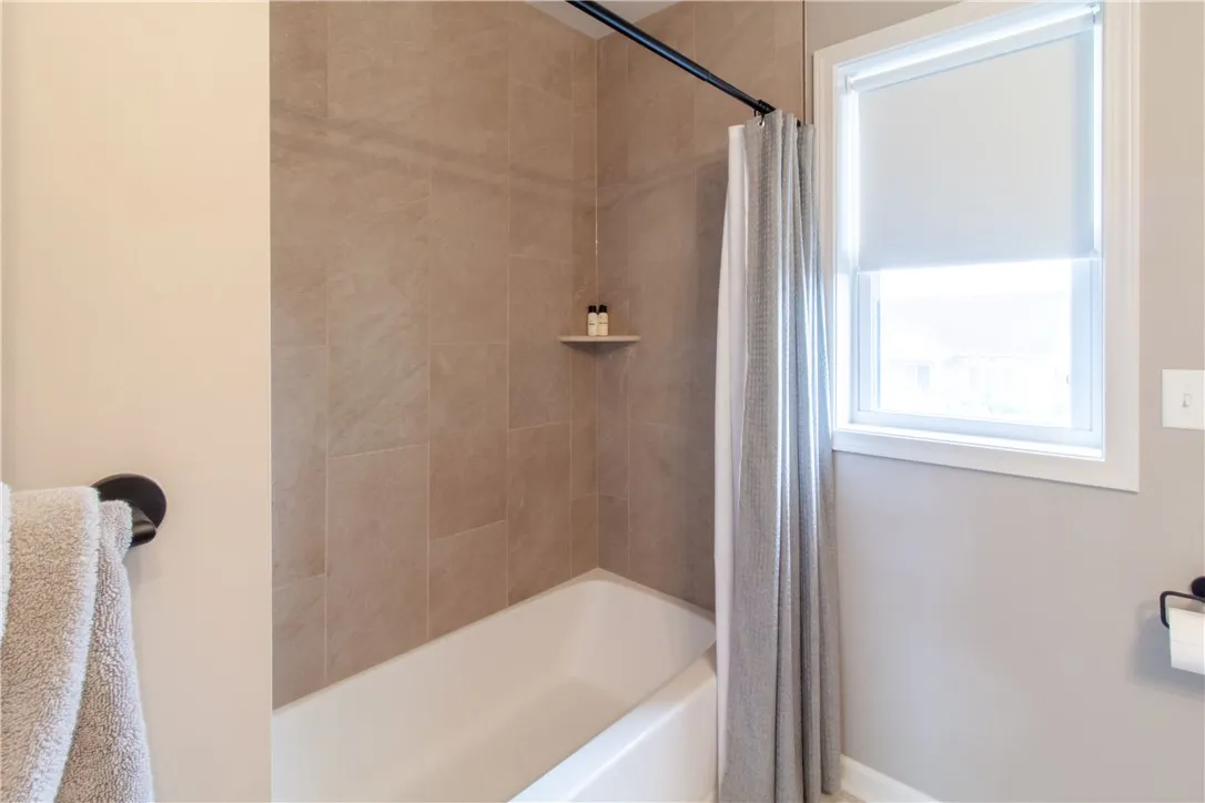 1511 Grand Meadows, Webster, New York 14580, Webster, New York 14580, 4 Bedrooms Bedrooms, 7 Rooms Rooms,2 BathroomsBathrooms,Residential,For Sale,1511 Grand Meadows, Webster, New York 14580,R1621835