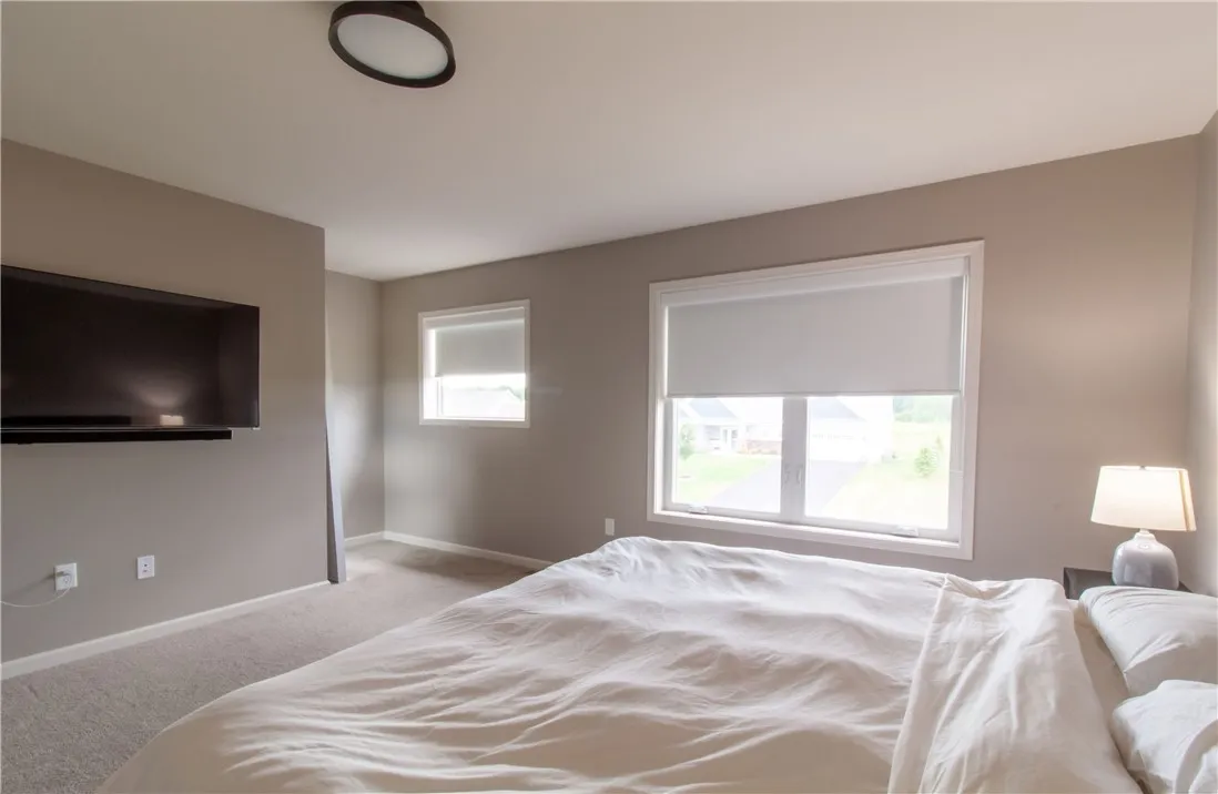 1511 Grand Meadows, Webster, New York 14580, Webster, New York 14580, 4 Bedrooms Bedrooms, 7 Rooms Rooms,2 BathroomsBathrooms,Residential,For Sale,1511 Grand Meadows, Webster, New York 14580,R1621835