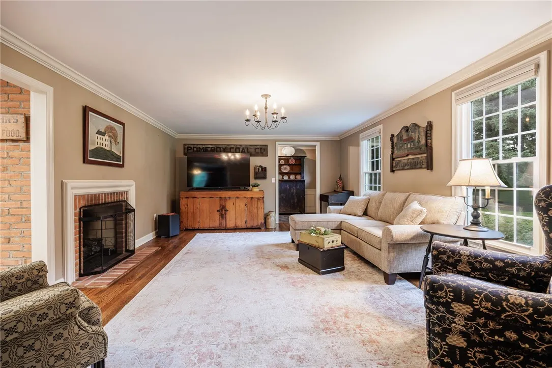 5 Buggywhip Trail, Mendon, New York 14472, Mendon, New York 14472, 3 Bedrooms Bedrooms, 9 Rooms Rooms,2 BathroomsBathrooms,Residential,Closed,5 Buggywhip Trail, Mendon, New York 14472,0,R1623500
