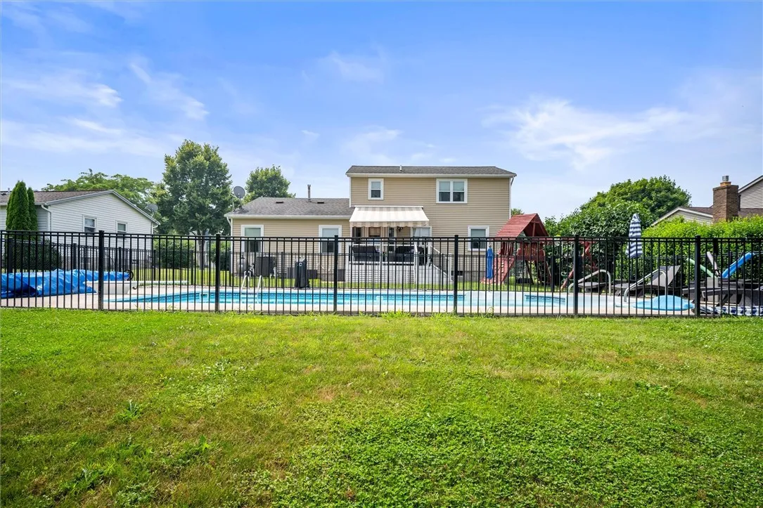 20 Fraser Drive, Parma, New York 14468, Parma, New York 14468, 3 Bedrooms Bedrooms, 7 Rooms Rooms,1 BathroomBathrooms,Residential,For Sale,20 Fraser Drive, Parma, New York 14468,R1623580