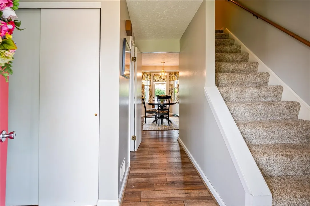 20 Fraser Drive, Parma, New York 14468, Parma, New York 14468, 3 Bedrooms Bedrooms, 7 Rooms Rooms,1 BathroomBathrooms,Residential,For Sale,20 Fraser Drive, Parma, New York 14468,R1623580