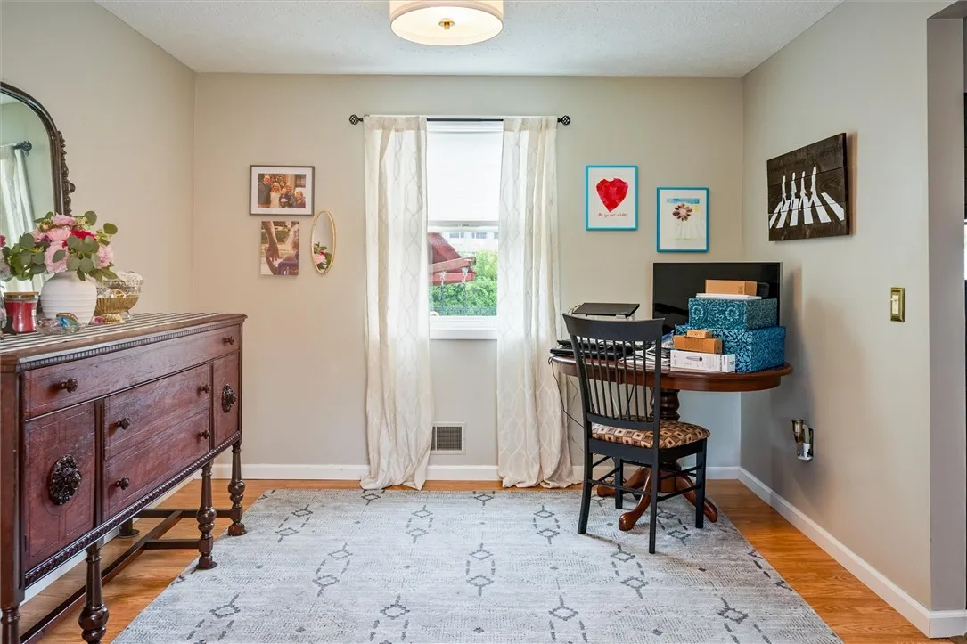 20 Fraser Drive, Parma, New York 14468, Parma, New York 14468, 3 Bedrooms Bedrooms, 7 Rooms Rooms,1 BathroomBathrooms,Residential,For Sale,20 Fraser Drive, Parma, New York 14468,R1623580
