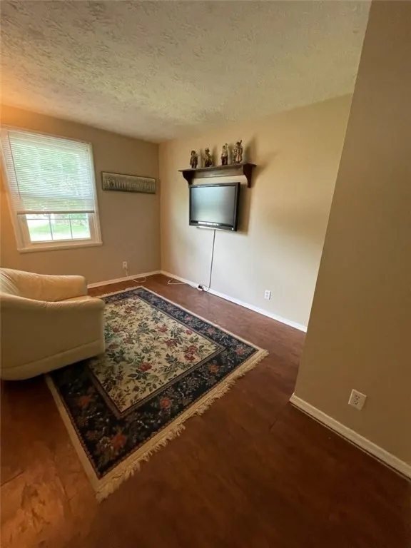 271 Blackwell Lane, Henrietta, New York 14467, Henrietta, New York 14467, 4 Bedrooms Bedrooms, 7 Rooms Rooms,2 BathroomsBathrooms,Residential,For Sale,271 Blackwell Lane, Henrietta, New York 14467,R1623334