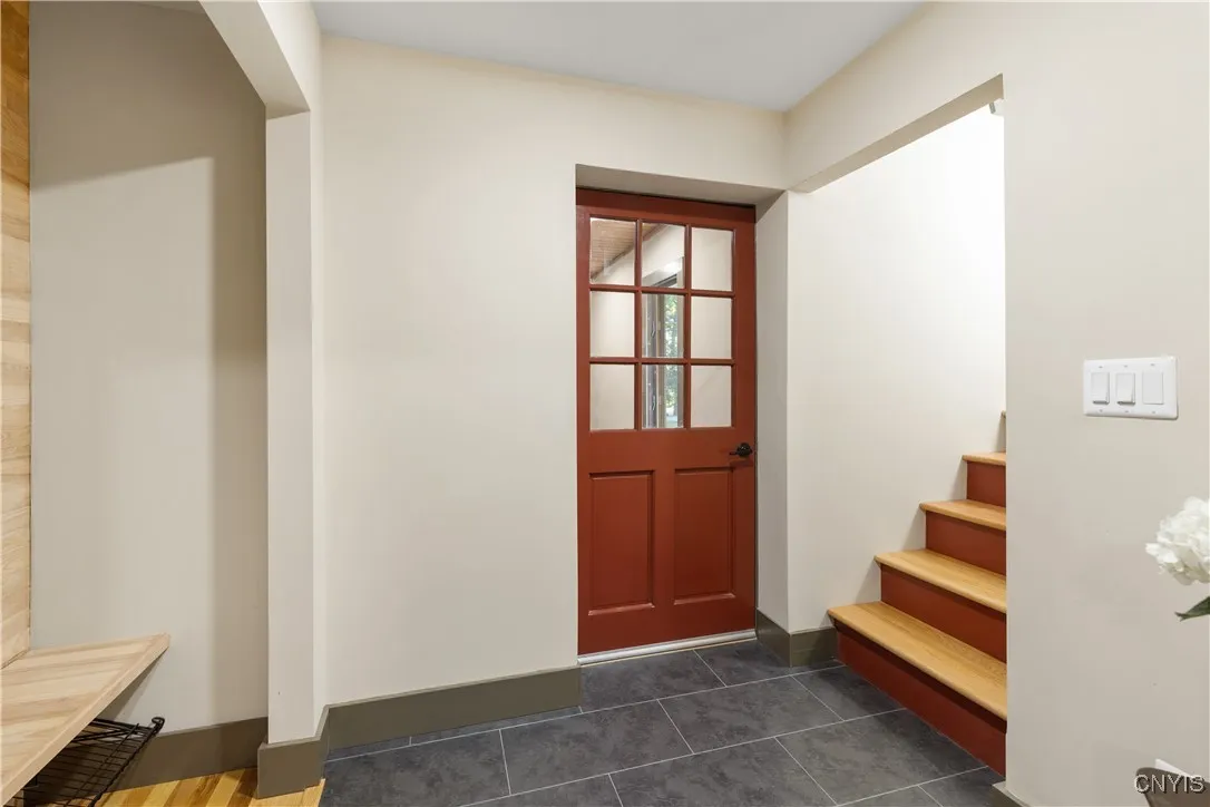 101 Hunt Drive, Manlius, New York 13066, Manlius, New York 13066, 3 Bedrooms Bedrooms, 6 Rooms Rooms,3 BathroomsBathrooms,Residential,For Sale,101 Hunt Drive, Manlius, New York 13066,S1623010