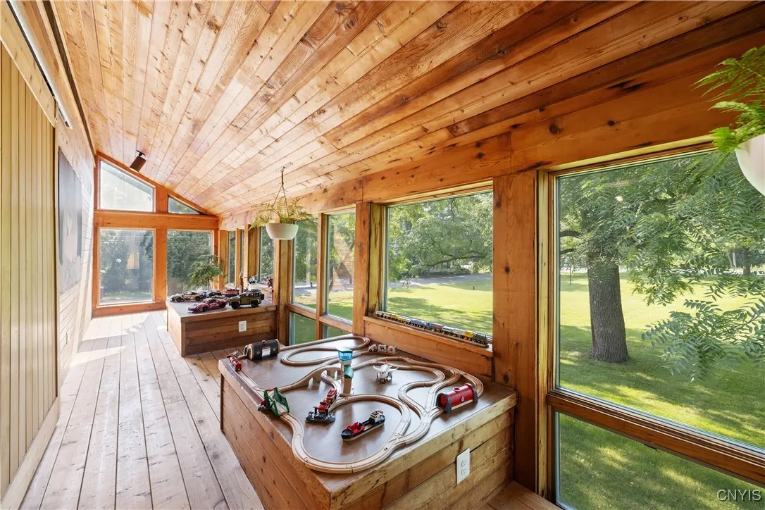 101 Hunt Drive, Manlius, New York 13066, Manlius, New York 13066, 3 Bedrooms Bedrooms, 6 Rooms Rooms,3 BathroomsBathrooms,Residential,For Sale,101 Hunt Drive, Manlius, New York 13066,S1623010
