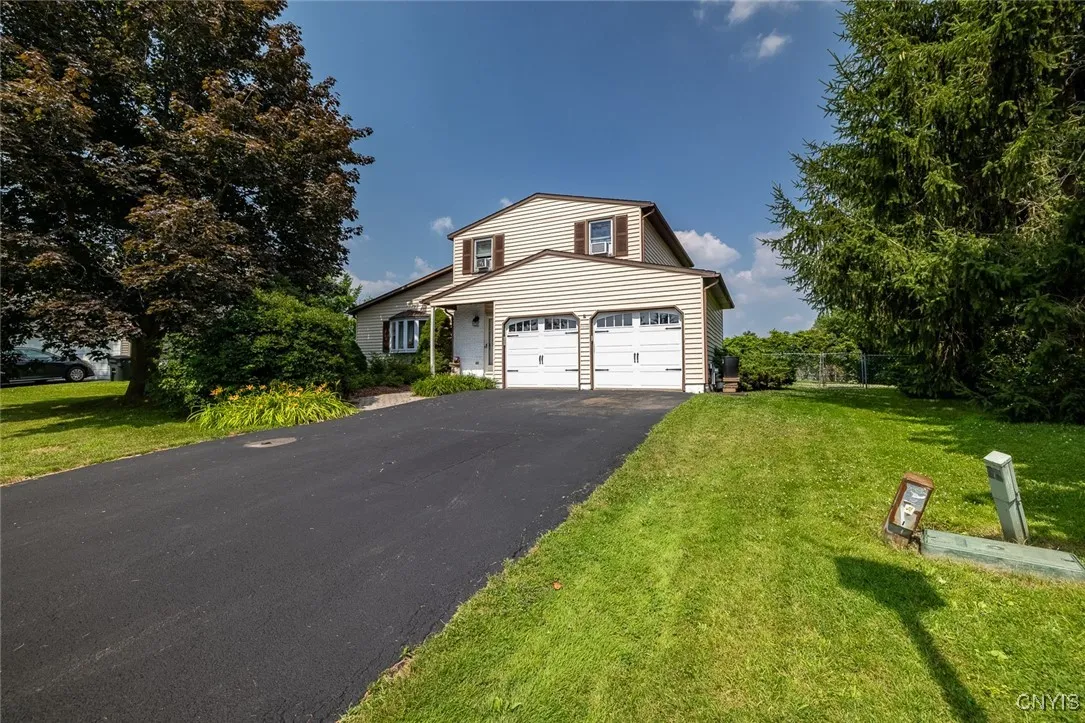 8379 Golden Larch Lane, Clay, New York 13090, Clay, New York 13090, 3 Bedrooms Bedrooms, 6 Rooms Rooms,1 BathroomBathrooms,Residential,For Sale,8379 Golden Larch Lane, Clay, New York 13090,S1623449