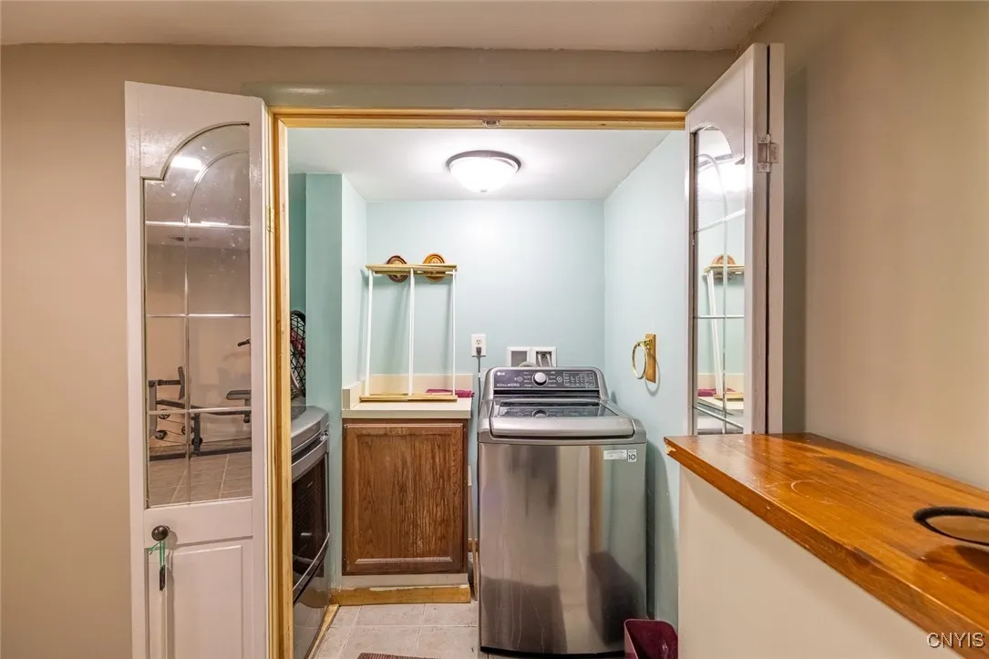 8379 Golden Larch Lane, Clay, New York 13090, Clay, New York 13090, 3 Bedrooms Bedrooms, 6 Rooms Rooms,1 BathroomBathrooms,Residential,For Sale,8379 Golden Larch Lane, Clay, New York 13090,S1623449