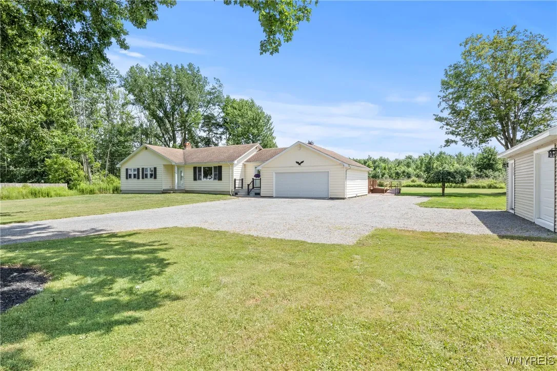 2508 Angling Road, Pembroke, New York 14036, Pembroke, New York 14056, 4 Bedrooms Bedrooms, ,2 BathroomsBathrooms,Residential,For Sale,2508 Angling Road, Pembroke, New York 14036,B1623436