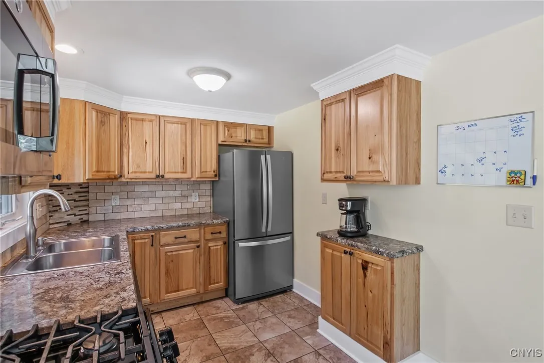 4895 South Ave Avenue, Onondaga, New York 13215, Onondaga, New York 13215, 3 Bedrooms Bedrooms, 6 Rooms Rooms,2 BathroomsBathrooms,Residential,For Sale,4895 South Ave Avenue, Onondaga, New York 13215,S1623515