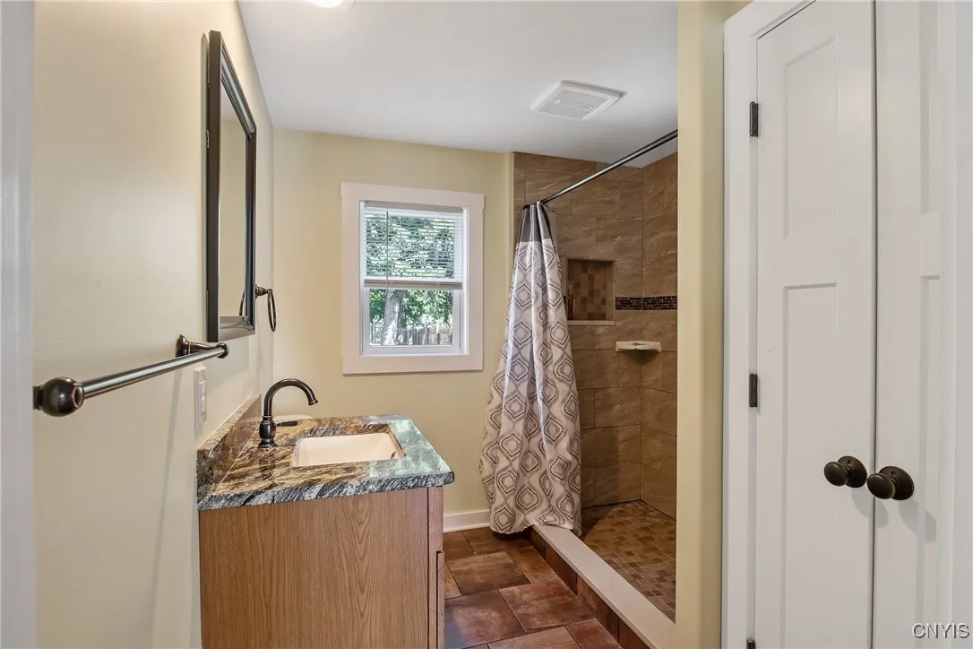 Full bathroom Walk-In Roma Tile Shower