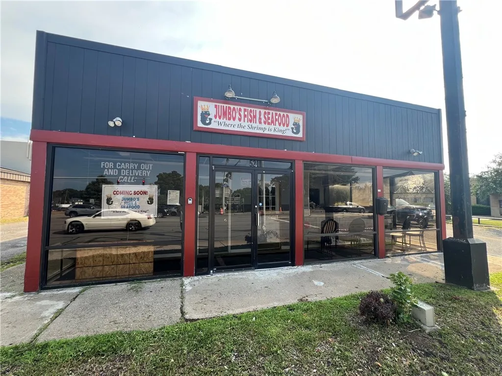 521 West Ridge Road, Rochester, New York 14615, Rochester, New York 14615, ,Commercial Sale,For Sale,521 West Ridge Road, Rochester, New York 14615,R1623502
