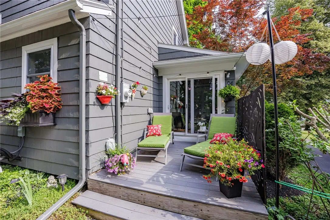 93 Monroe Parkway, Brighton, New York 14618, Brighton, New York 14618, 3 Bedrooms Bedrooms, 9 Rooms Rooms,1 BathroomBathrooms,Residential,For Sale,93 Monroe Parkway, Brighton, New York 14618,R1623265