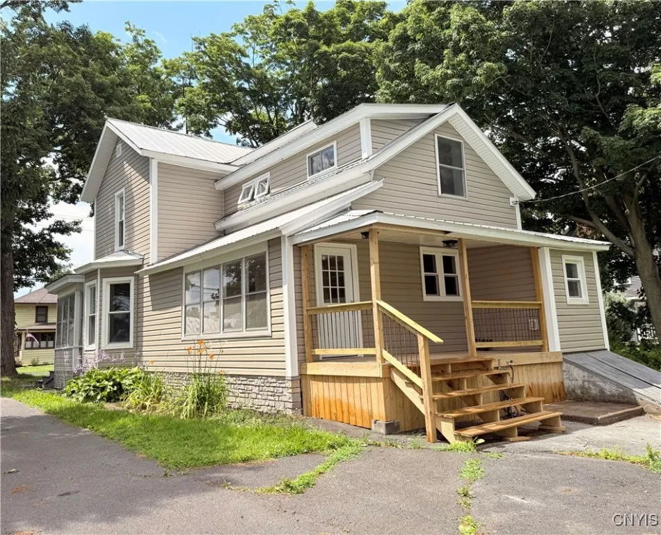 7636 East State Street, Lowville, New York 13367, Lowville, New York 13367, 4 Bedrooms Bedrooms, 9 Rooms Rooms,2 BathroomsBathrooms,Residential,For Sale,7636 East State Street, Lowville, New York 13367,S1623615
