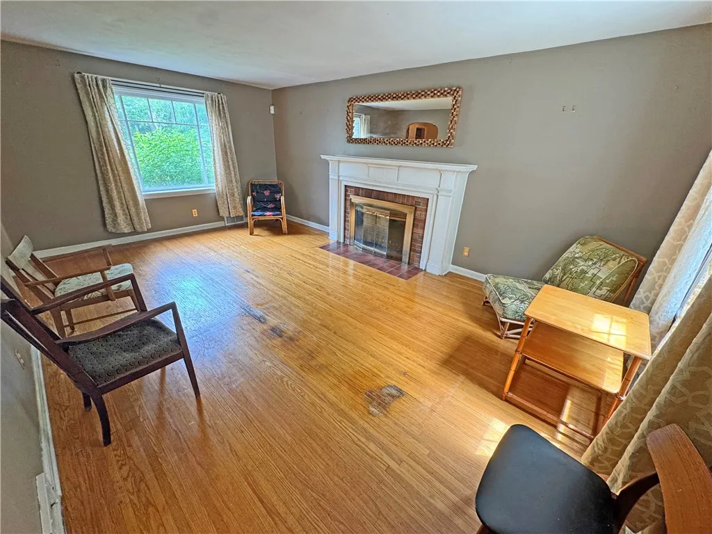 2851 Elmwood Avenue, Brighton, New York 14618, Brighton, New York 14618, 3 Bedrooms Bedrooms, 6 Rooms Rooms,2 BathroomsBathrooms,Residential,For Sale,2851 Elmwood Avenue, Brighton, New York 14618,R1623601