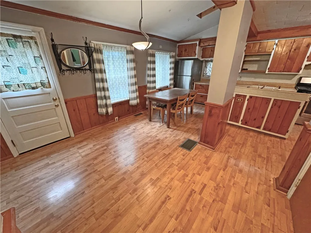 2851 Elmwood Avenue, Brighton, New York 14618, Brighton, New York 14618, 3 Bedrooms Bedrooms, 6 Rooms Rooms,2 BathroomsBathrooms,Residential,For Sale,2851 Elmwood Avenue, Brighton, New York 14618,R1623601