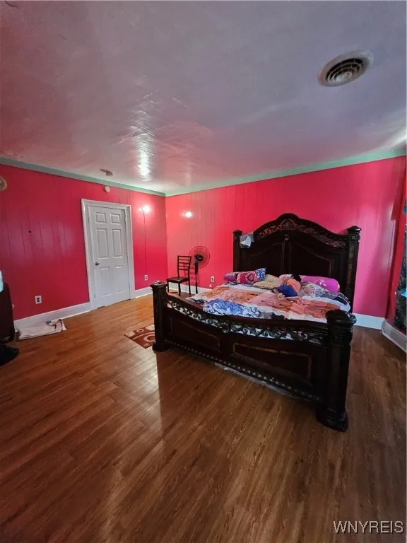 48 Grimes Street, Buffalo, New York 14212, Buffalo, New York 14212, 5 Bedrooms Bedrooms, 4 Rooms Rooms,1 BathroomBathrooms,Residential,For Sale,48 Grimes Street, Buffalo, New York 14212,0,B1623569