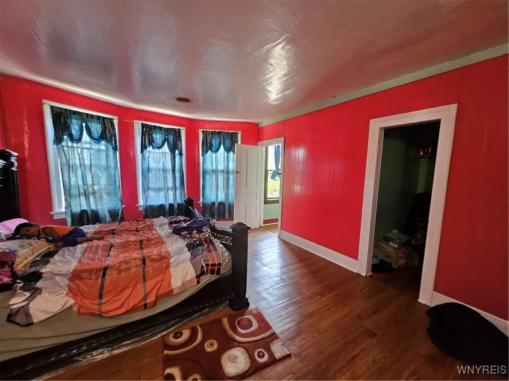 48 Grimes Street, Buffalo, New York 14212, Buffalo, New York 14212, 5 Bedrooms Bedrooms, 4 Rooms Rooms,1 BathroomBathrooms,Residential,For Sale,48 Grimes Street, Buffalo, New York 14212,0,B1623569