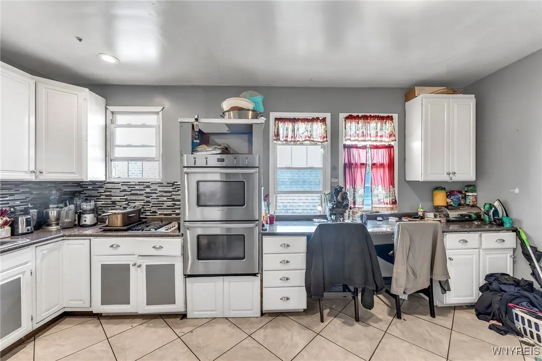 32 Richfield Avenue, Buffalo, New York 14220, Buffalo, New York 14220, 6 Bedrooms Bedrooms, ,2 BathroomsBathrooms,Residential,For Sale,32 Richfield Avenue, Buffalo, New York 14220,B1623452