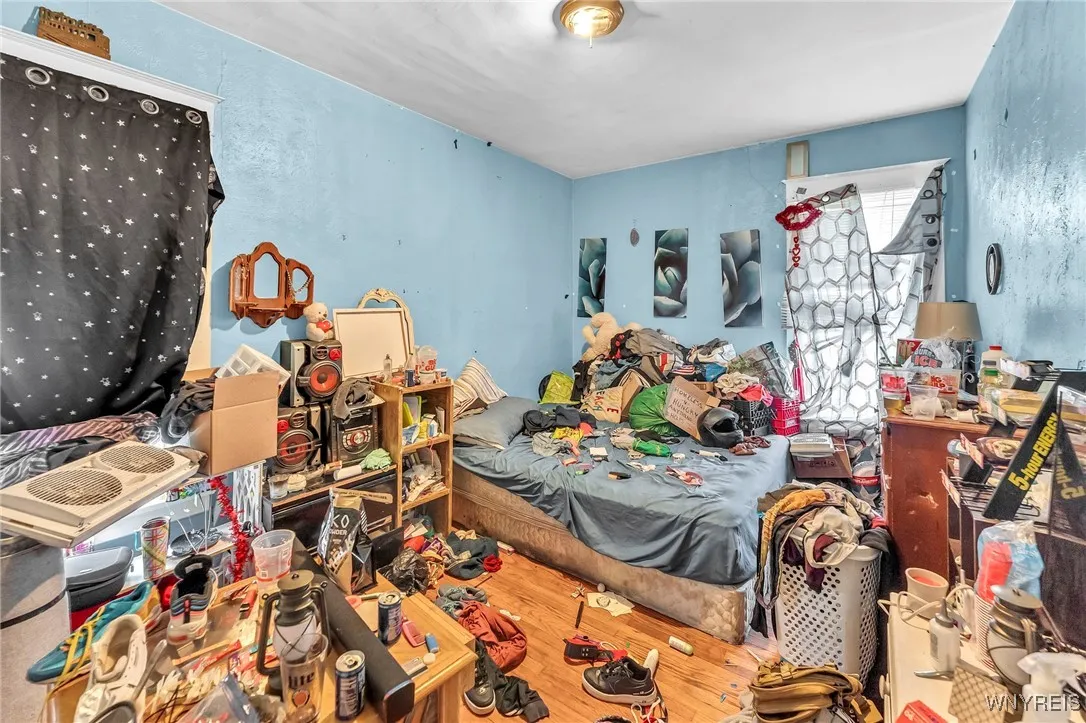 32 Richfield Avenue, Buffalo, New York 14220, Buffalo, New York 14220, 6 Bedrooms Bedrooms, ,2 BathroomsBathrooms,Residential,For Sale,32 Richfield Avenue, Buffalo, New York 14220,B1623452