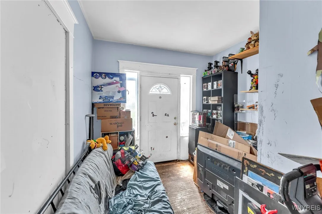 32 Richfield Avenue, Buffalo, New York 14220, Buffalo, New York 14220, 6 Bedrooms Bedrooms, ,2 BathroomsBathrooms,Residential,For Sale,32 Richfield Avenue, Buffalo, New York 14220,B1623452