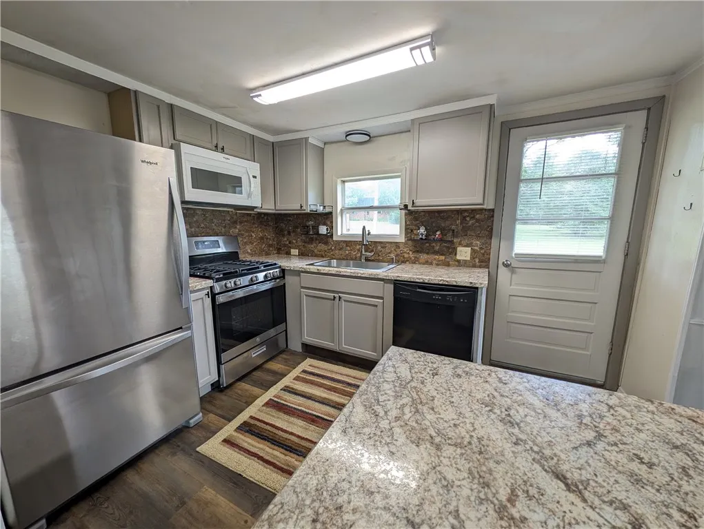 20 Marion Street, Worcester, New York 12197, Worcester, New York 12197, 3 Bedrooms Bedrooms, 7 Rooms Rooms,1 BathroomBathrooms,Residential,Closed,20 Marion Street, Worcester, New York 12197,0,R1623626