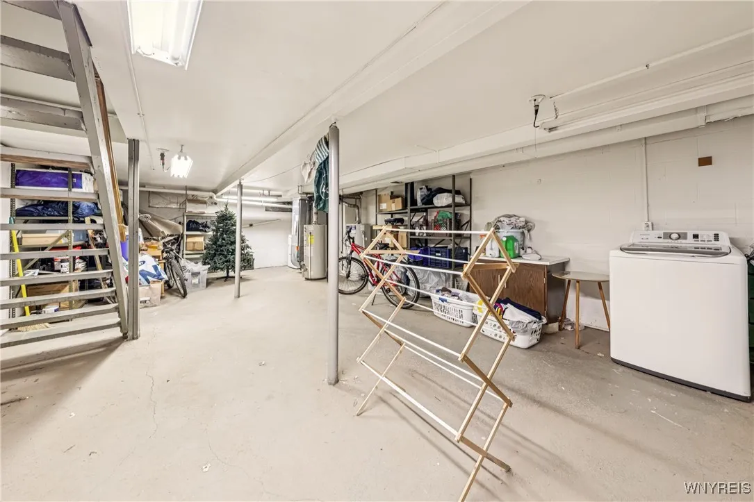 500 Burroughs Drive B, Amherst, New York 14226, Amherst, New York 14226, 2 Bedrooms Bedrooms, 6 Rooms Rooms,1 BathroomBathrooms,Residential,For Sale,500 Burroughs Drive B, Amherst, New York 14226,B1623631