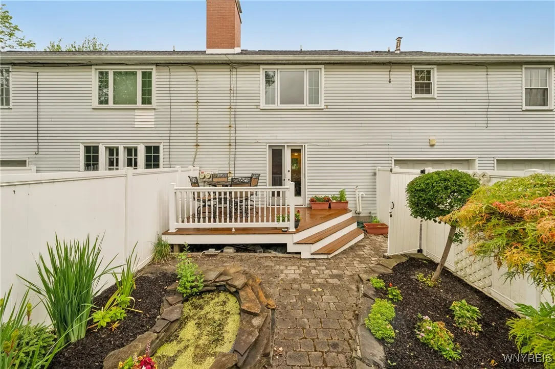500 Burroughs Drive B, Amherst, New York 14226, Amherst, New York 14226, 2 Bedrooms Bedrooms, 6 Rooms Rooms,1 BathroomBathrooms,Residential,For Sale,500 Burroughs Drive B, Amherst, New York 14226,B1623631