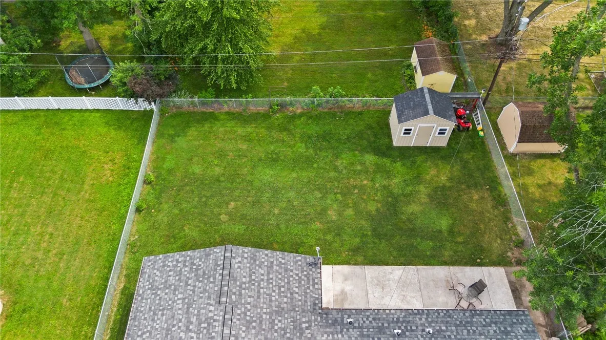 75 Hemlock Woods Lane, Greece, New York 14615, Greece, New York 14615, 3 Bedrooms Bedrooms, 8 Rooms Rooms,2 BathroomsBathrooms,Residential,Closed,75 Hemlock Woods Lane, Greece, New York 14615,R1623132
