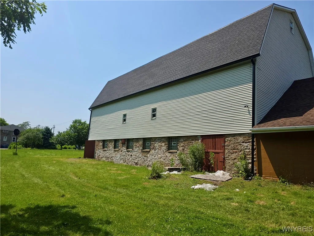4090 Ridge Road, Cambria, New York 14094, Cambria, New York 14094, ,Commercial Lease,For Rent,4090 Ridge Road, Cambria, New York 14094,B1623641