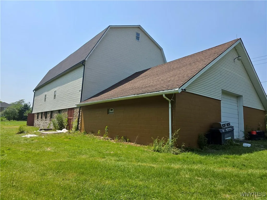 4090 Ridge Road, Cambria, New York 14094, Cambria, New York 14094, ,Commercial Lease,For Rent,4090 Ridge Road, Cambria, New York 14094,B1623641