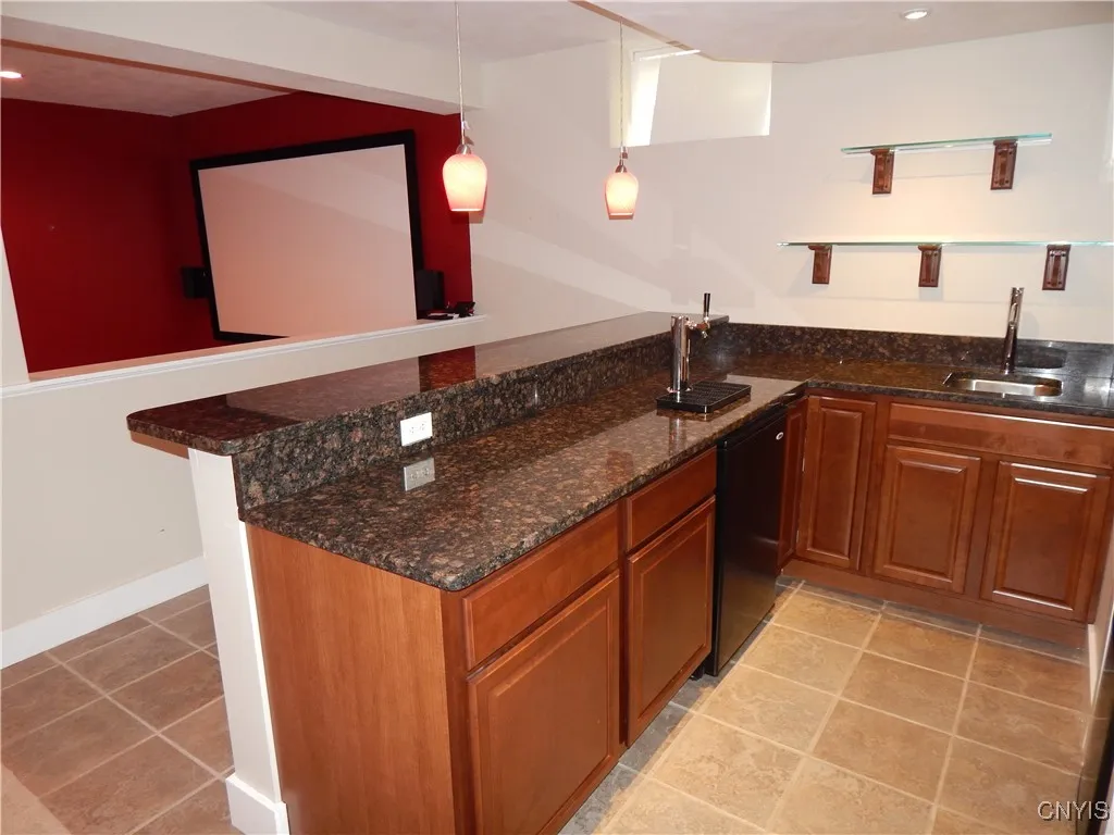 8176 Whitman Way, Clay, New York 13090, Clay, New York 13090, 3 Bedrooms Bedrooms, 15 Rooms Rooms,2 BathroomsBathrooms,Residential Lease,For Rent,8176 Whitman Way, Clay, New York 13090,S1622868
