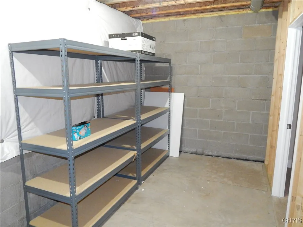 8176 Whitman Way, Clay, New York 13090, Clay, New York 13090, 3 Bedrooms Bedrooms, 15 Rooms Rooms,2 BathroomsBathrooms,Residential Lease,For Rent,8176 Whitman Way, Clay, New York 13090,S1622868